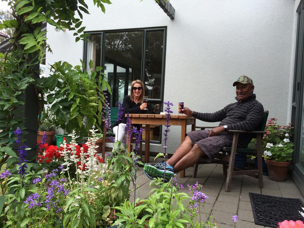 Garden Bed And Breakfast Christchurch Exteriör bild