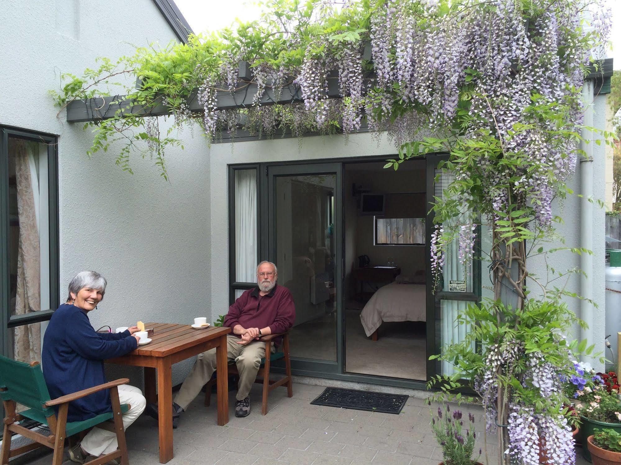 Garden Bed And Breakfast Christchurch Exteriör bild